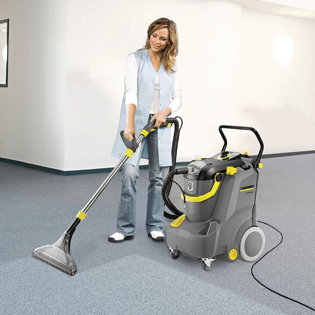 Karcher Puzzi 30/4 Spray Extraction Cleaner FP488